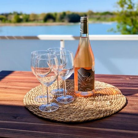 Lakeside Provence - Appartement 4 Etoiles Face Au Lac De Monteux Dış mekan fotoğraf