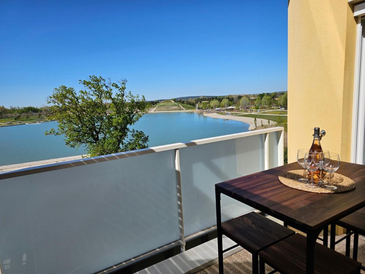 Lakeside Provence - Appartement 4 Etoiles Face Au Lac De Monteux Dış mekan fotoğraf