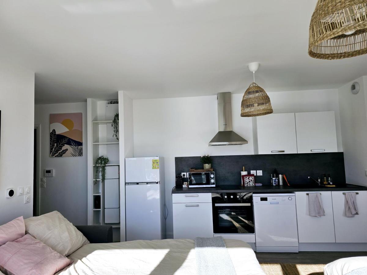 Lakeside Provence - Appartement 4 Etoiles Face Au Lac De Monteux Dış mekan fotoğraf